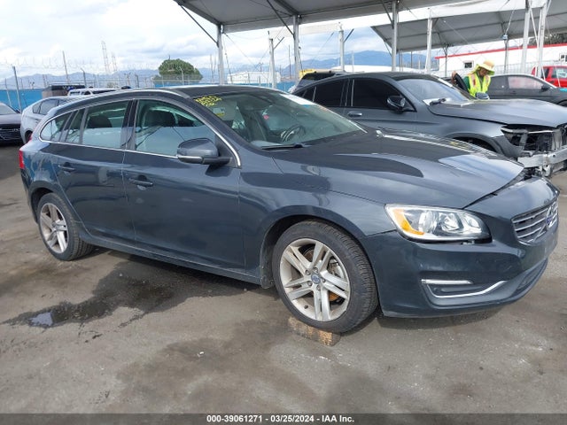 2015 Volvo V60, VIN: YV140MEK3F1263633