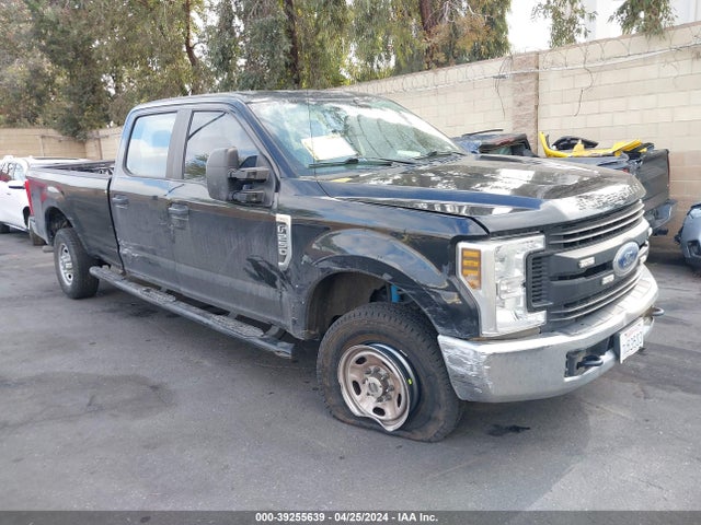 2018 Ford F-250, VIN: 1FT7W2B65JEB72913