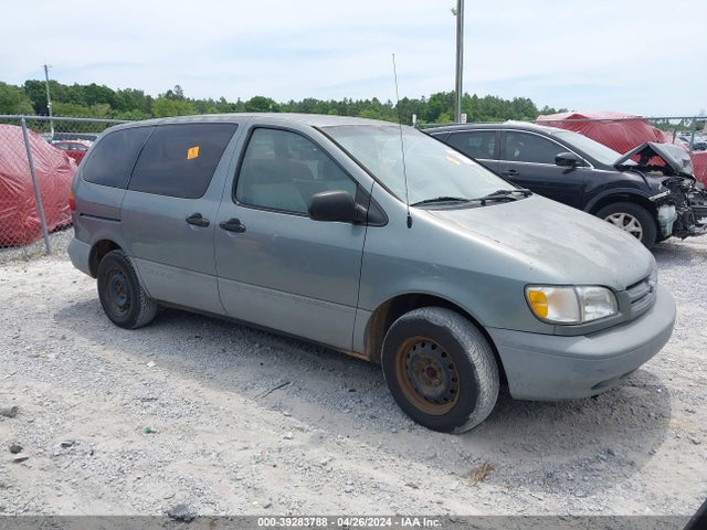 2000 TOYOTA SIENNA CE