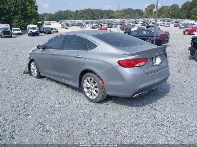 2015 Chrysler 200 C — фото 3