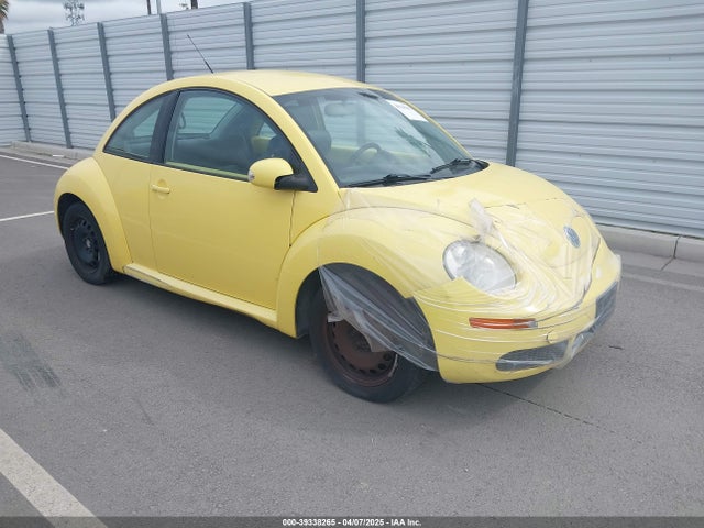 2010 VOLKSWAGEN NEW BEETLE 2.5L