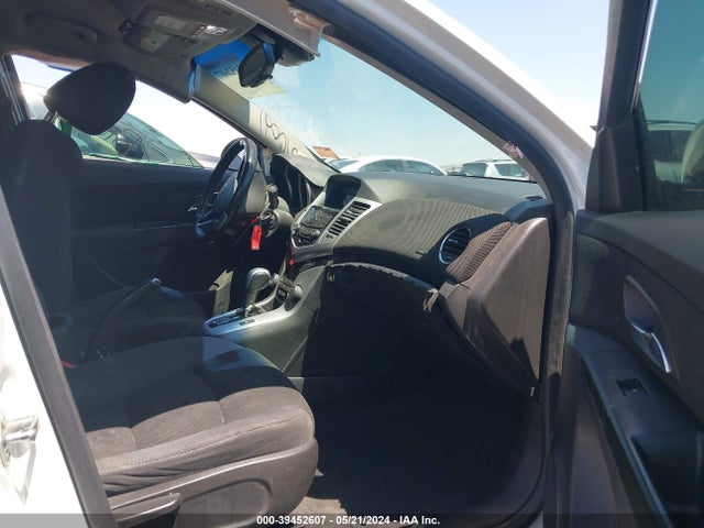 CHEVROLET CRUZE 1LT AUTO - 5