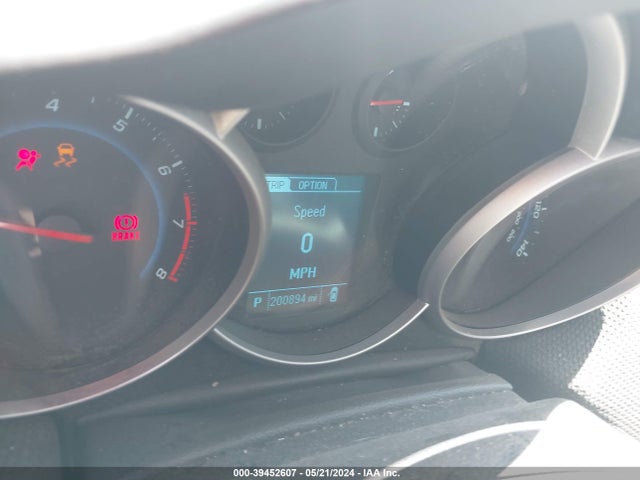 CHEVROLET CRUZE 1LT AUTO - 7