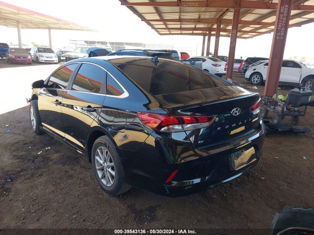 HYUNDAI SONATA SE - 3