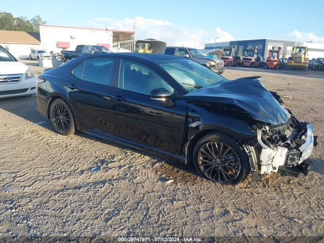 2021 TOYOTA CAMRY SE NIGHTSHADE EDITION AWD