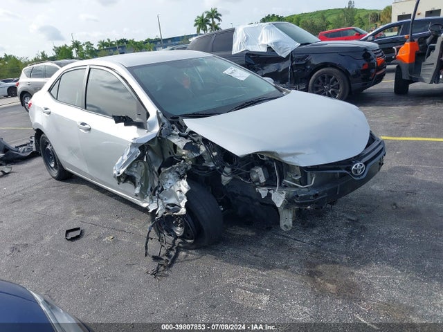 2016 TOYOTA COROLLA LE