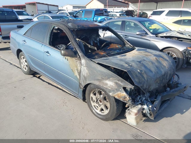 2002 TOYOTA CAMRY LE