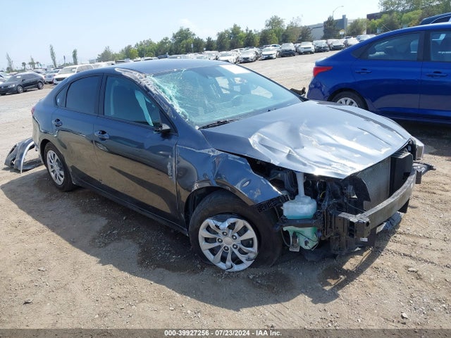 2023 KIA FORTE LX