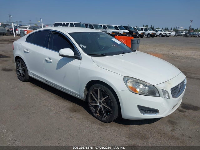 2012 VOLVO S60 T5