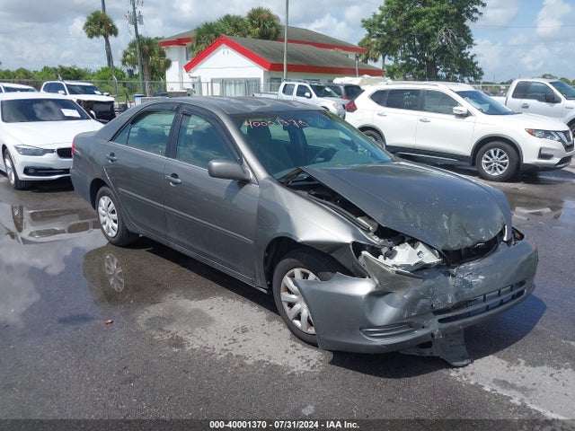 2004 TOYOTA CAMRY LE