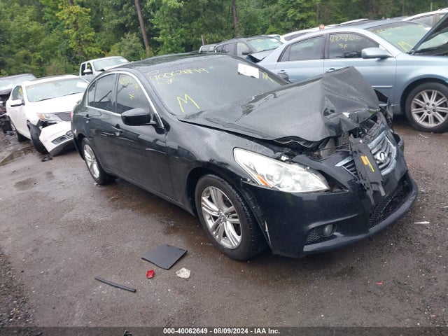 2013 INFINITI G37 