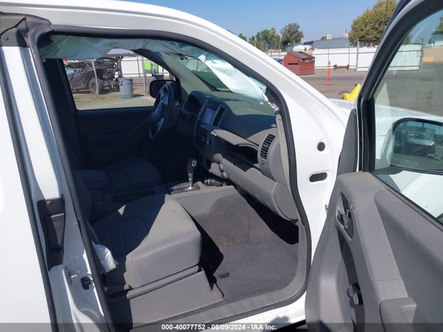 2019 Nissan FRONTIER S — фото 5
