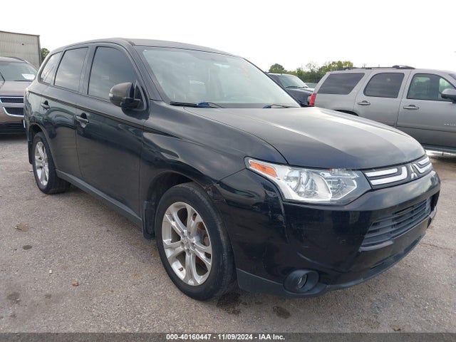 2014 MITSUBISHI OUTLANDER SE