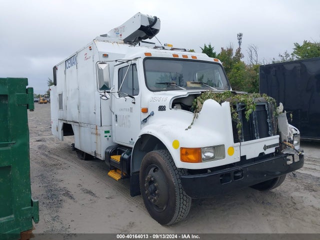 1997 INTERNATIONAL 4000*RETURN 4700