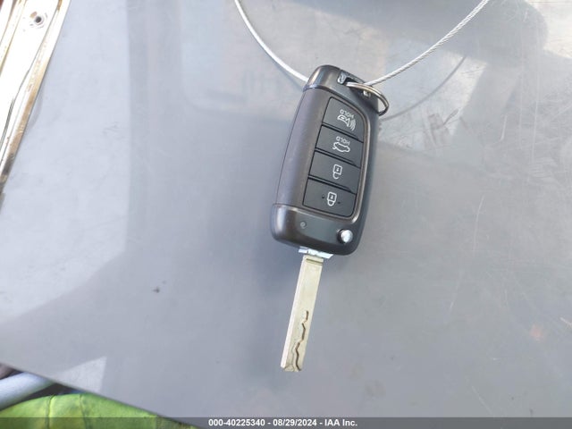 2021 HYUNDAI SONATA SE 11