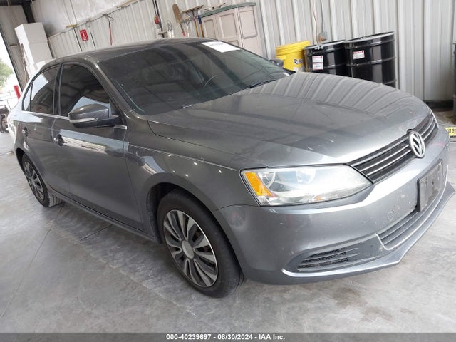 2013 VOLKSWAGEN JETTA 2.5L SE