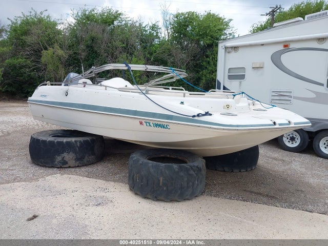 2003 YAMAHA BOAT 