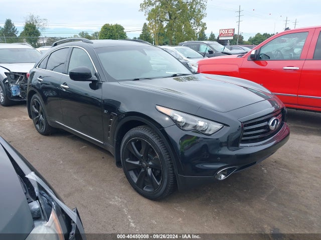 2016 INFINITI QX70 