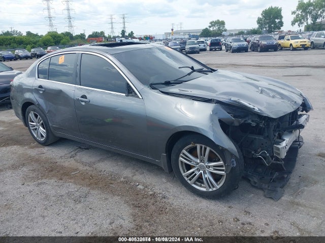 2013 INFINITI G37 X