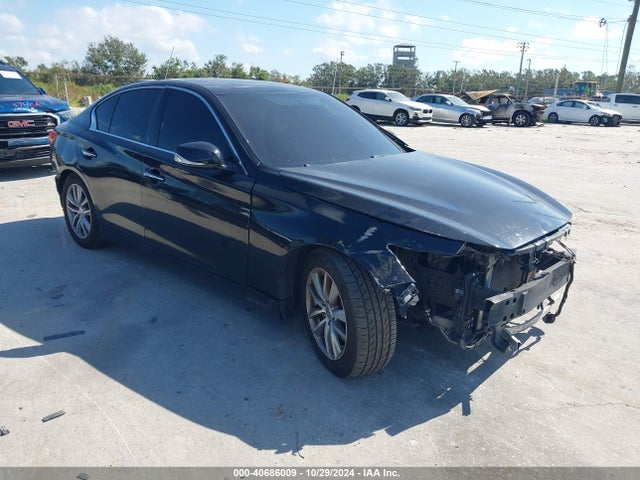 2015 INFINITI Q50 