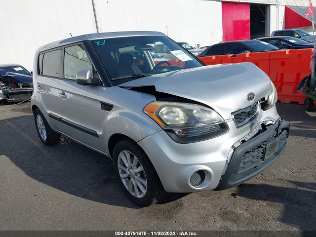 2012 KIA SOUL +