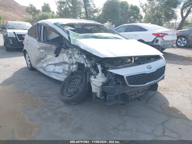 2017 KIA FORTE LX