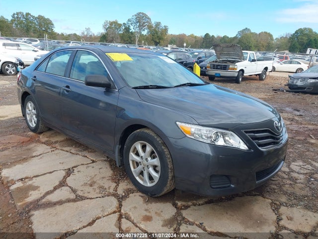 2011 TOYOTA CAMRY LE