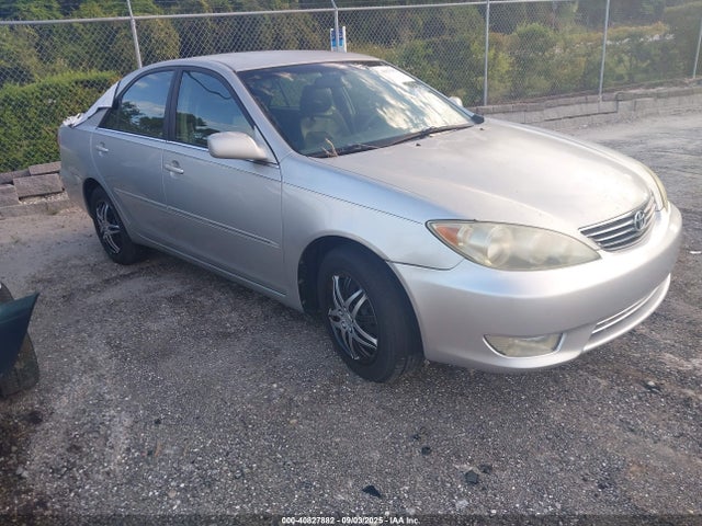 2005 TOYOTA CAMRY XLE