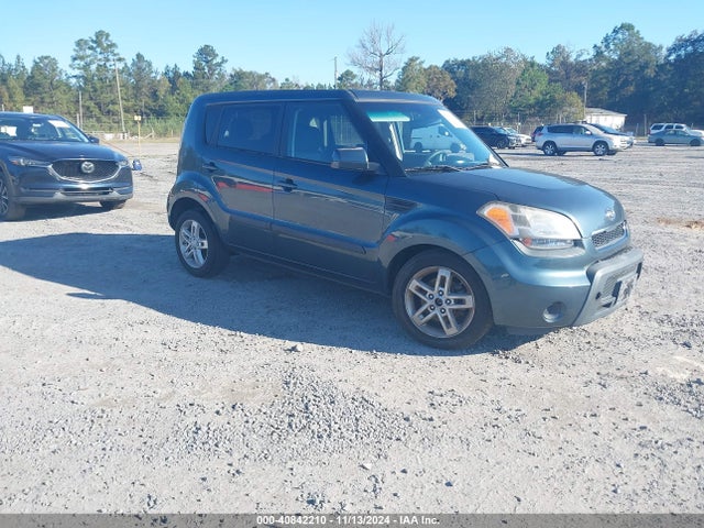 2011 KIA SOUL +