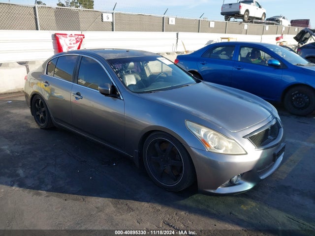 2013 INFINITI G37 JOURNEY