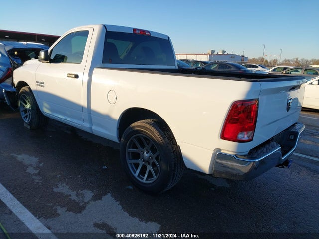 2015 RAM 1500 TRADESMAN photo 3