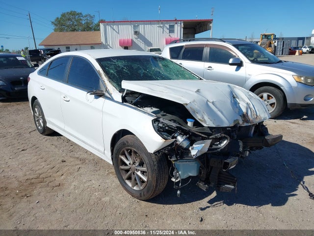 2018 HYUNDAI SONATA SE