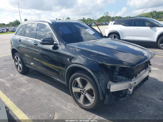 2019 MERCEDES-BENZ GLC 300 