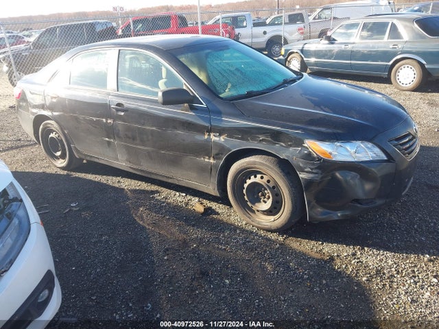 2009 TOYOTA CAMRY LE