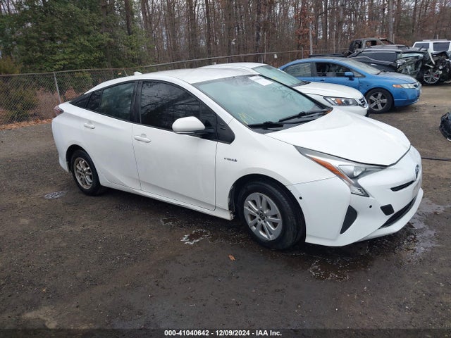 2016 TOYOTA PRIUS 