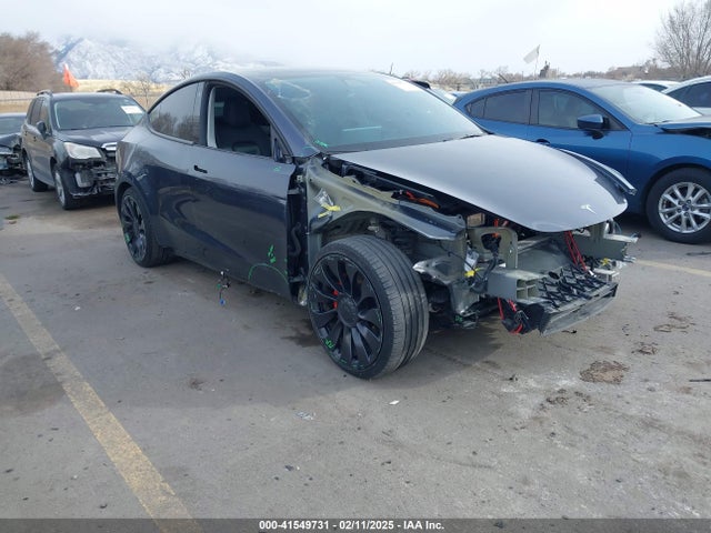 2022 TESLA MODEL Y PERFORMANCE DUAL MOTOR ALL-WHEEL DRIVE