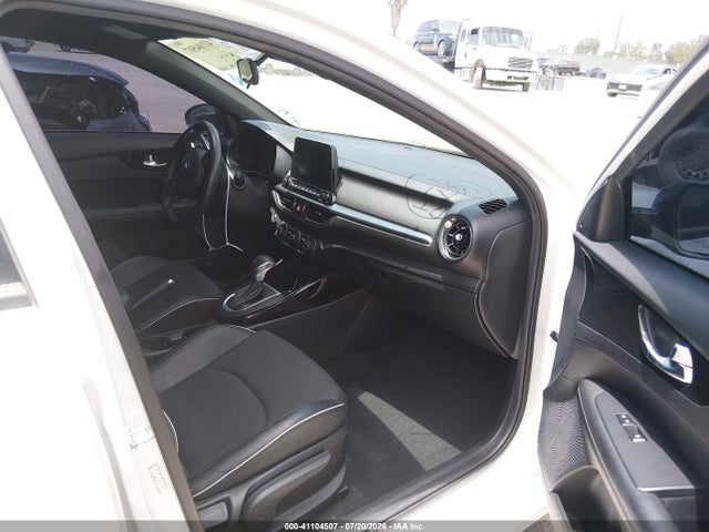 2021 KIA FORTE GT-LINE 照片 5