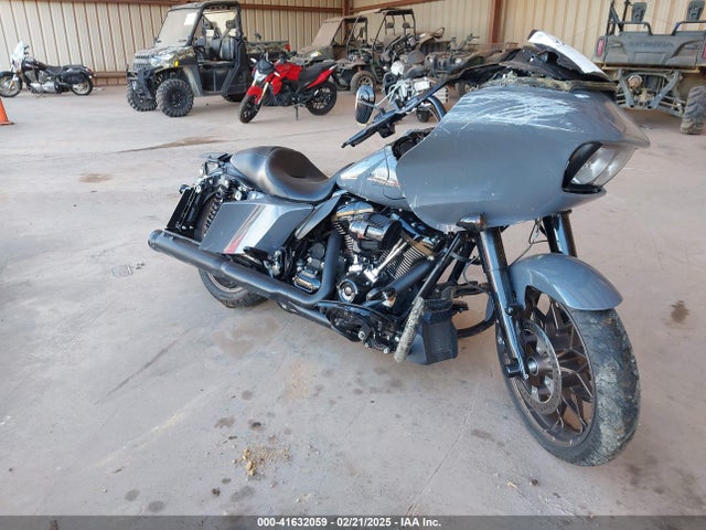 2022 HARLEY-DAVIDSON FL 
