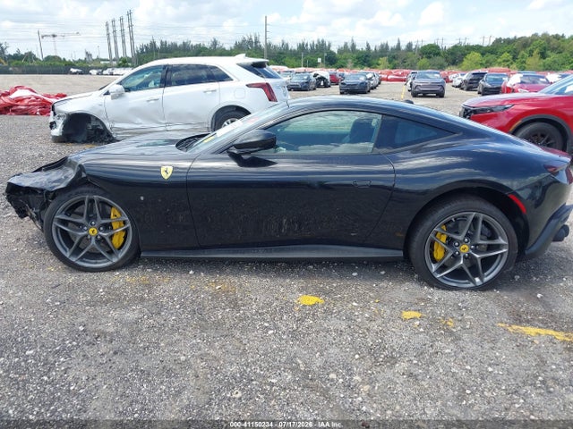 صورة 14 لـ 2021 Ferrari ROMA