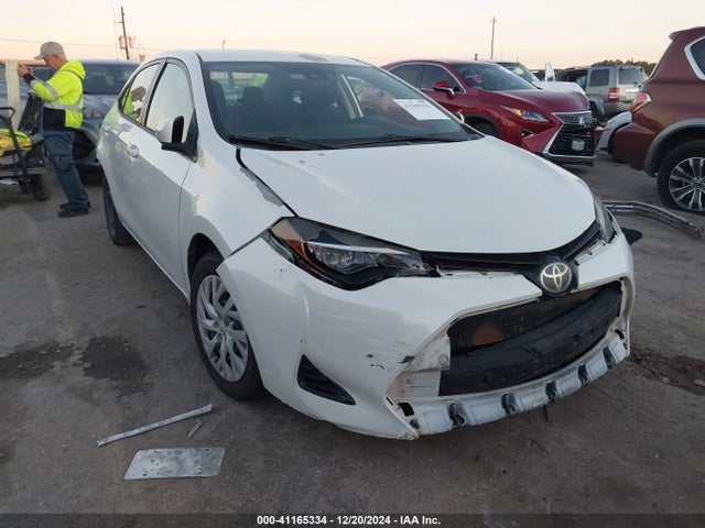 2017 TOYOTA COROLLA LE