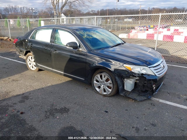 2012 TOYOTA AVALON 