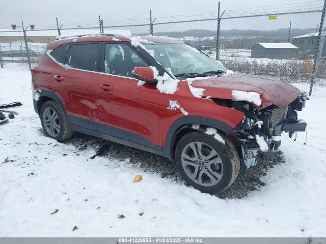 2021 KIA SELTOS S