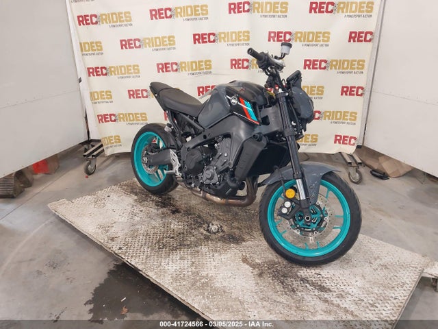 2023 YAMAHA MT09 