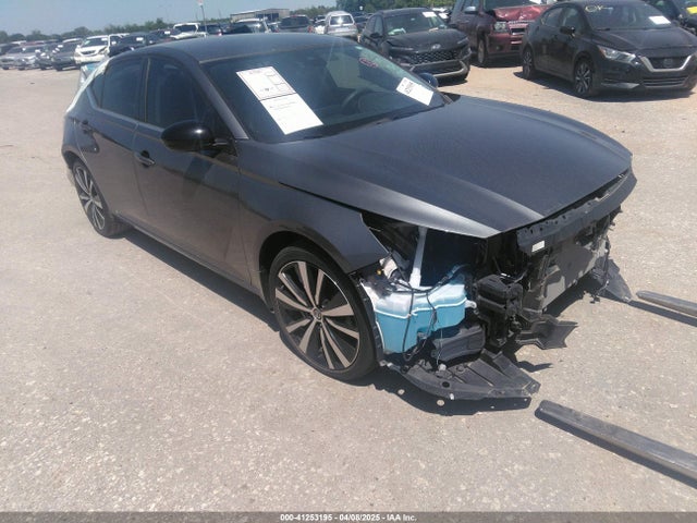 2022 NISSAN ALTIMA SR FWD