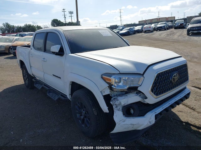 2022 TOYOTA TACOMA SR5 V6