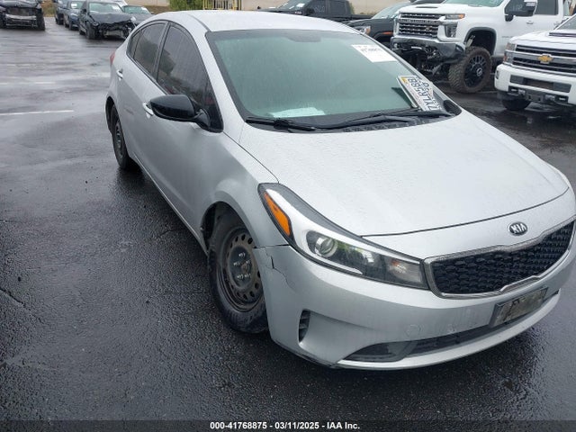 2017 KIA FORTE LX