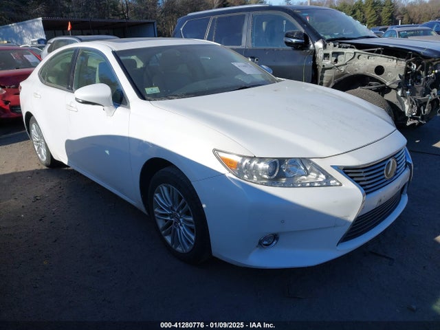 2015 LEXUS ES 