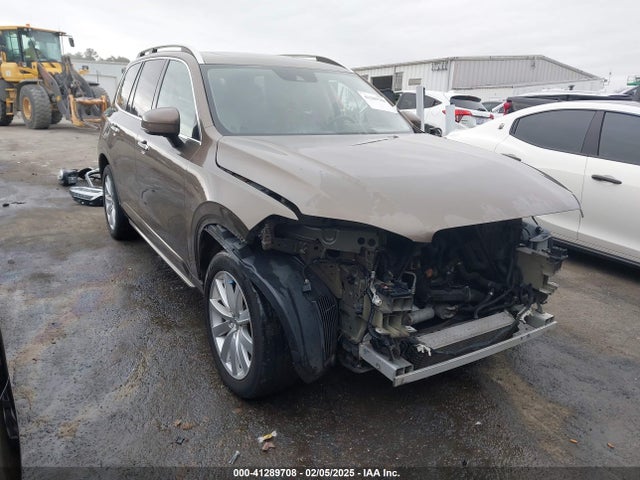 2016 VOLVO XC90 T6 MOMENTUM