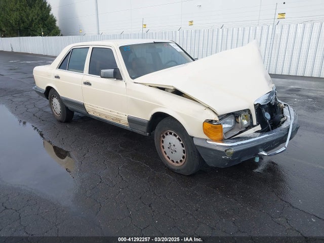 1981 MERCEDES-BENZ 300 SD