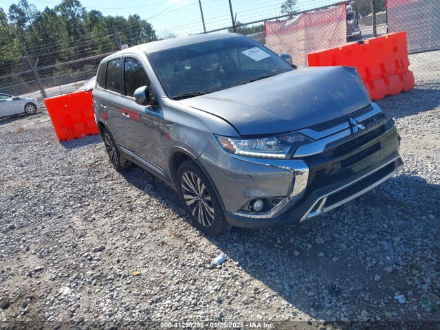 2019 MITSUBISHI OUTLANDER SE